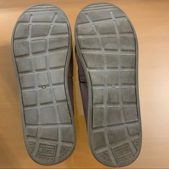 SOLD Toms Ash Grey Alpargatas - Picture 5 of 6